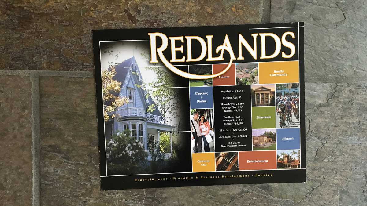 Folder design